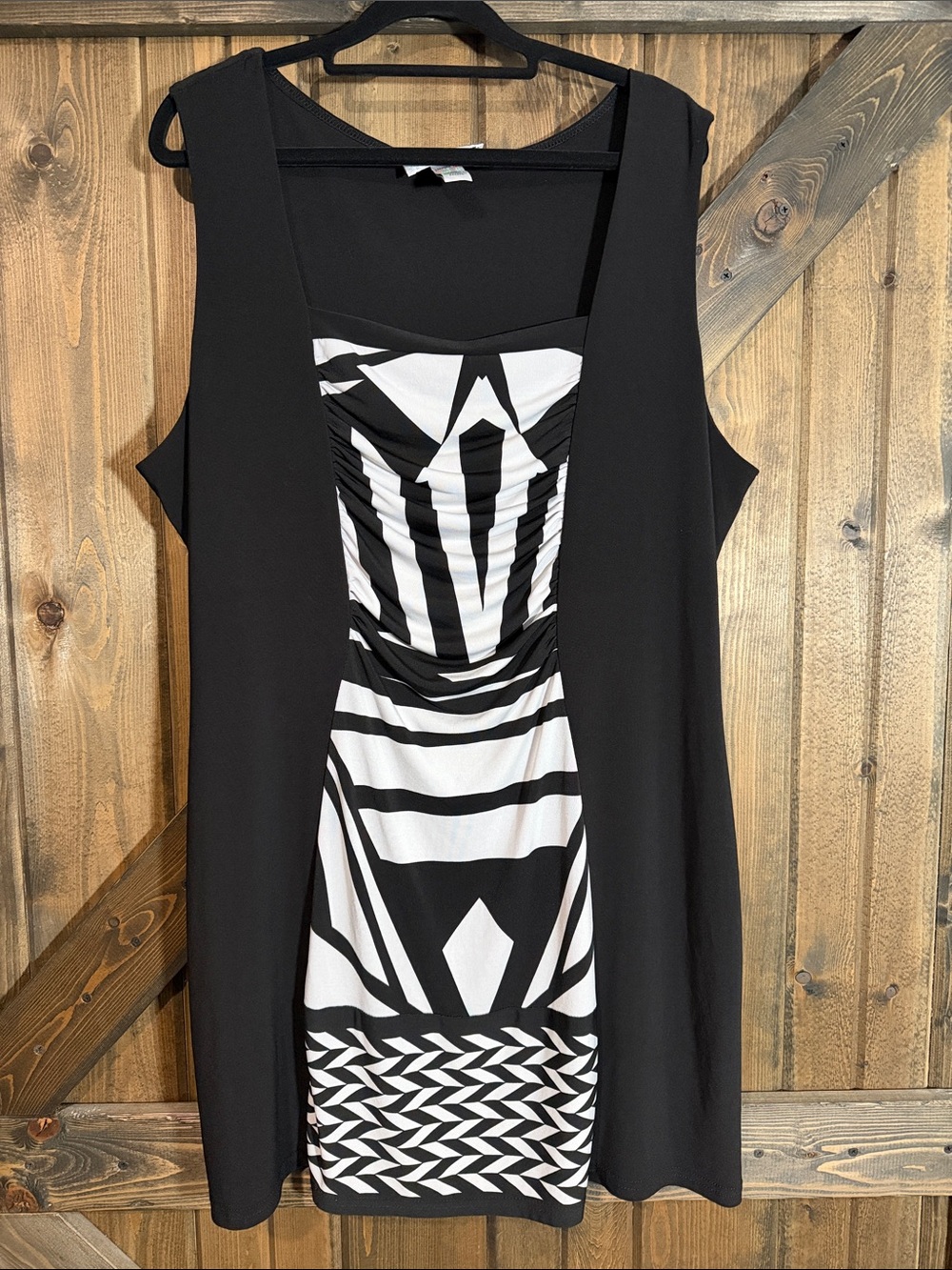 Joseph Ribkoff Black & White Sleeveless Midi Dress with Graphic Front
